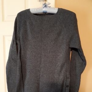 🌼2/20 BANANA REPUBLIC Long Sweater